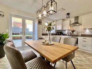 Kitchen Dining Room- click for photo gallery